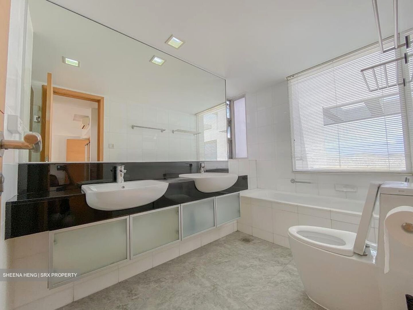 Le Crescendo (D14), Condominium #456374381